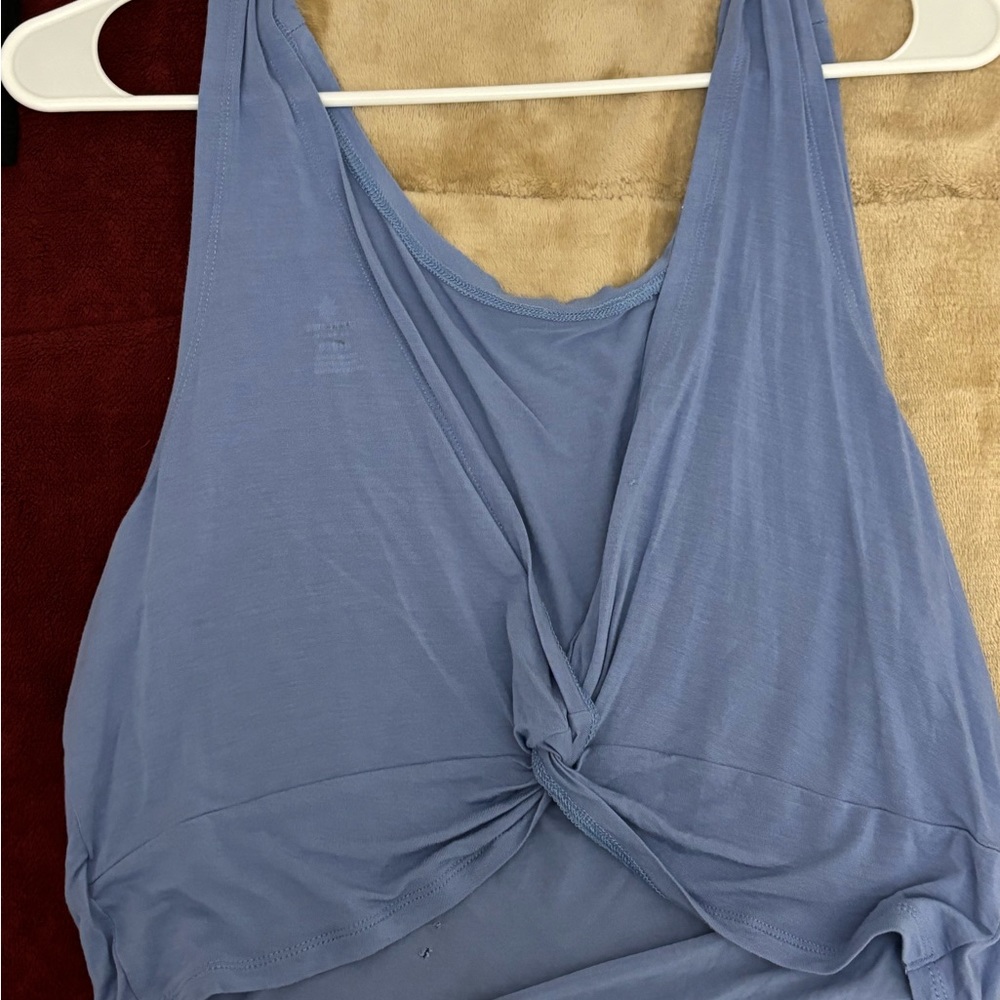 looks good with leggings .came with little hole and stain when bought.